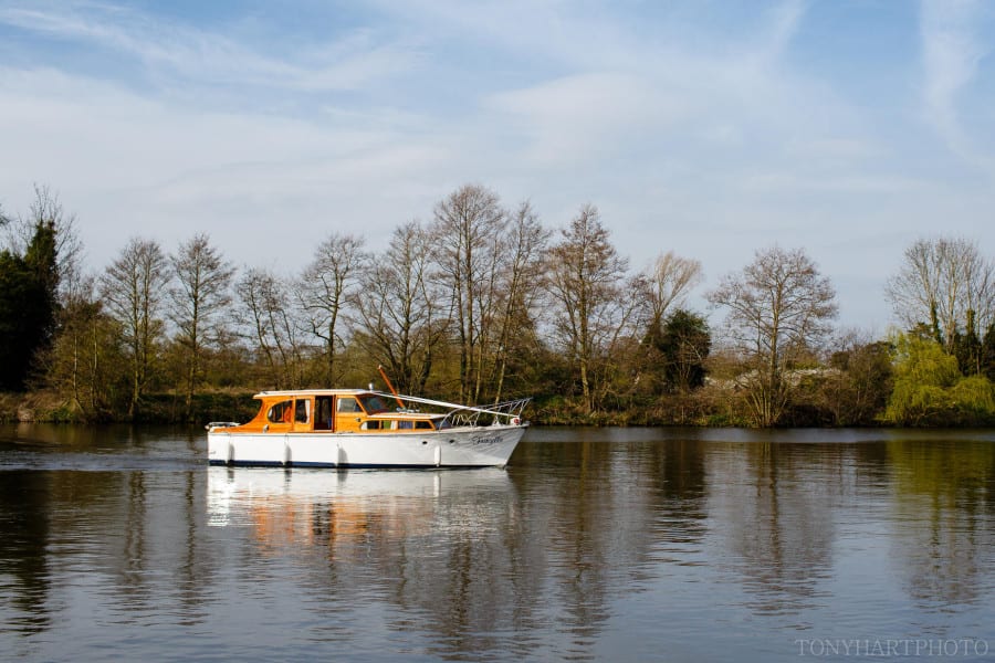 roux_waterside_bray_wedding_lj-023