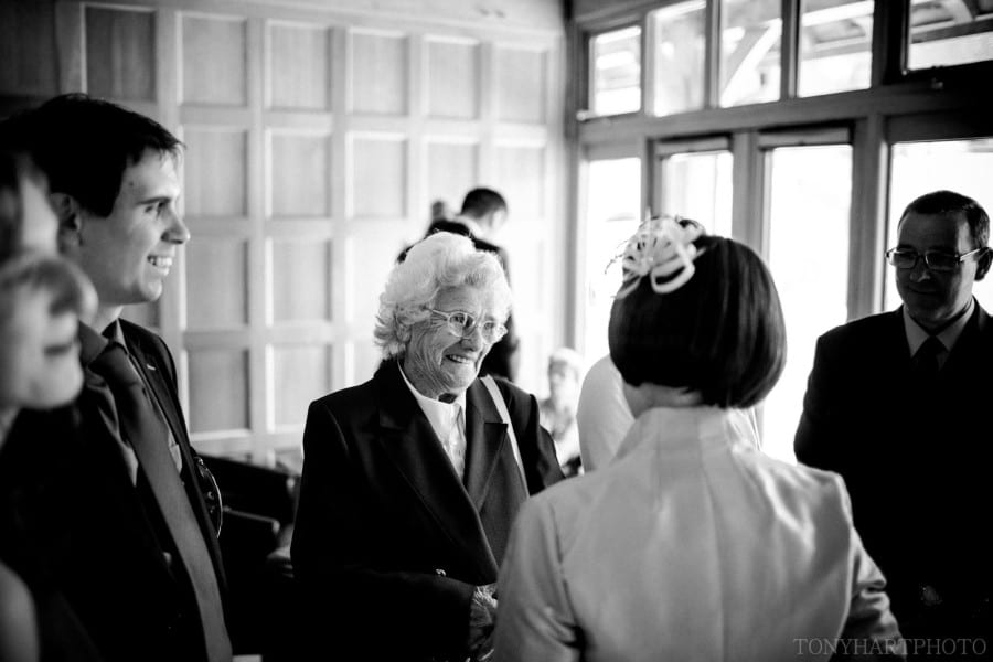 rivervale_barn_wedding_ks-019