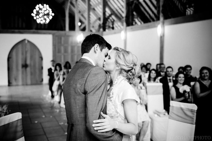 rivervale_barn_wedding_ks-034