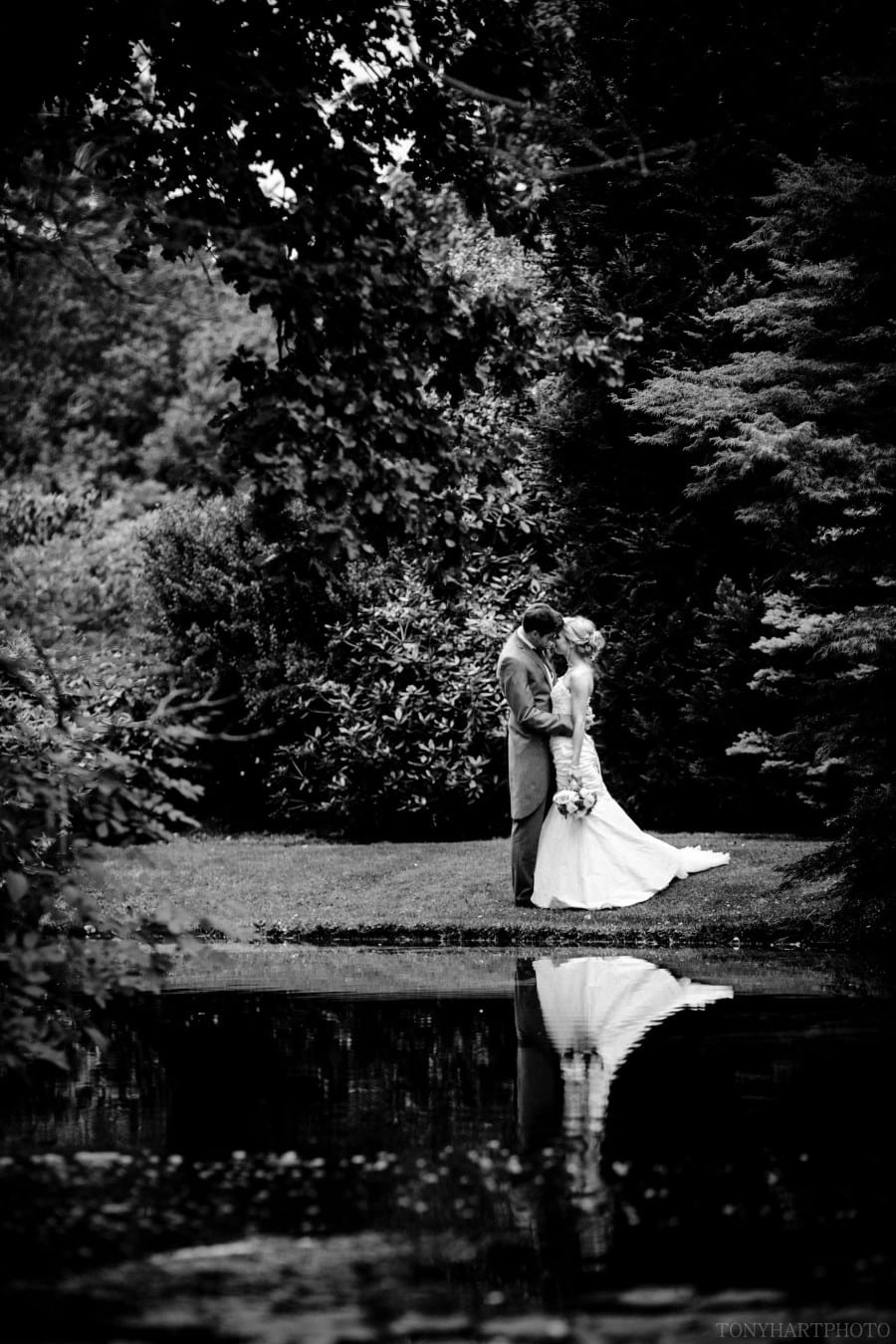 rivervale_barn_wedding_ks-045