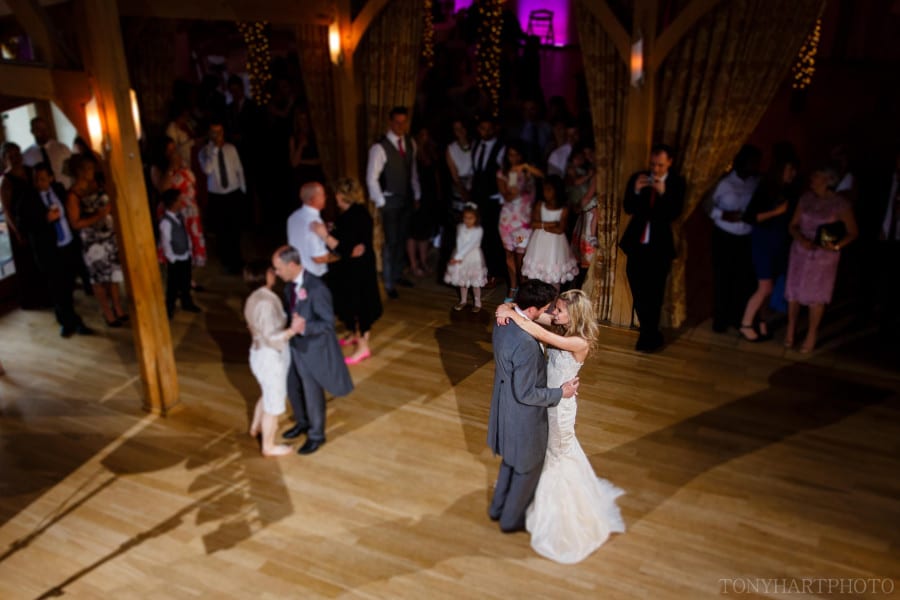 rivervale_barn_wedding_ks-069