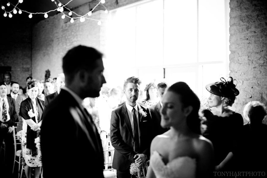 stratton_court_barn_wedding-vc-036