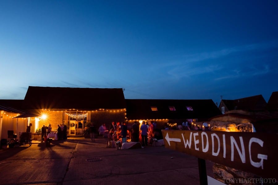 stratton_court_barn_wedding-vc-080