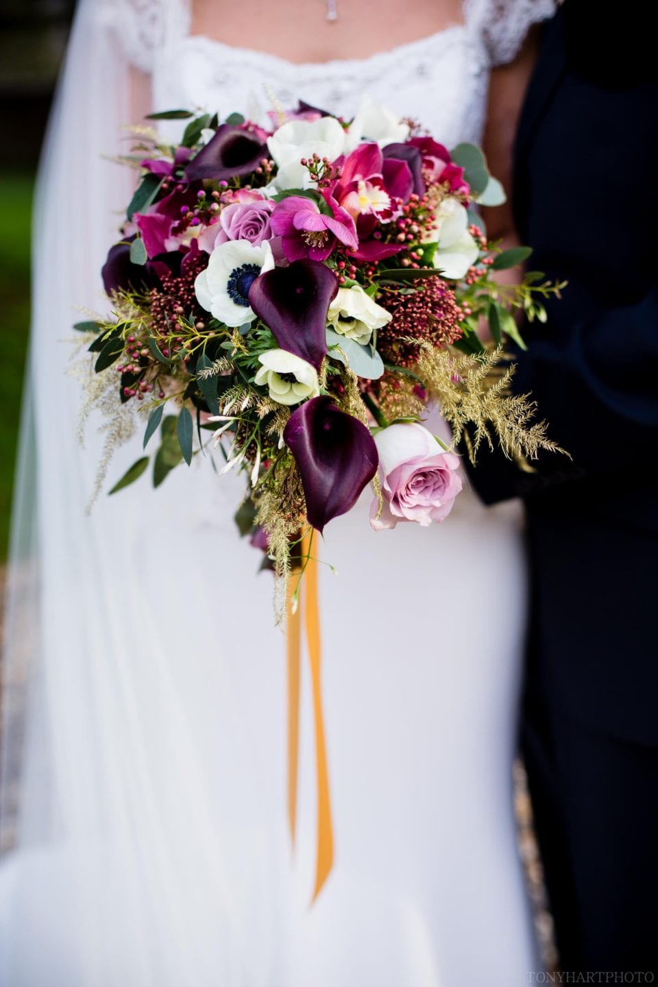 Jenn holding her stunning Moutan bridal bouquet