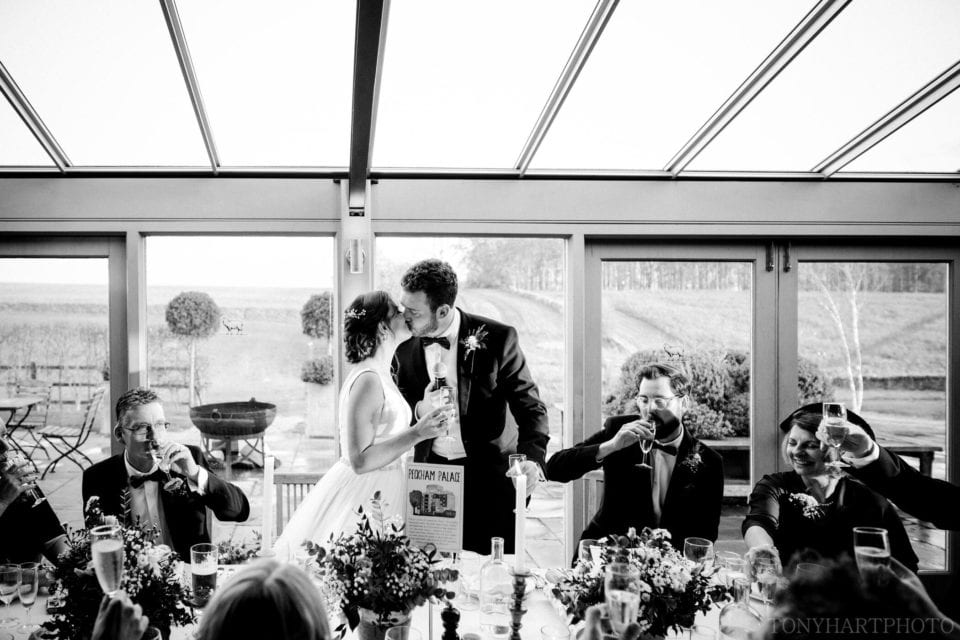 Kiss during the speeches
